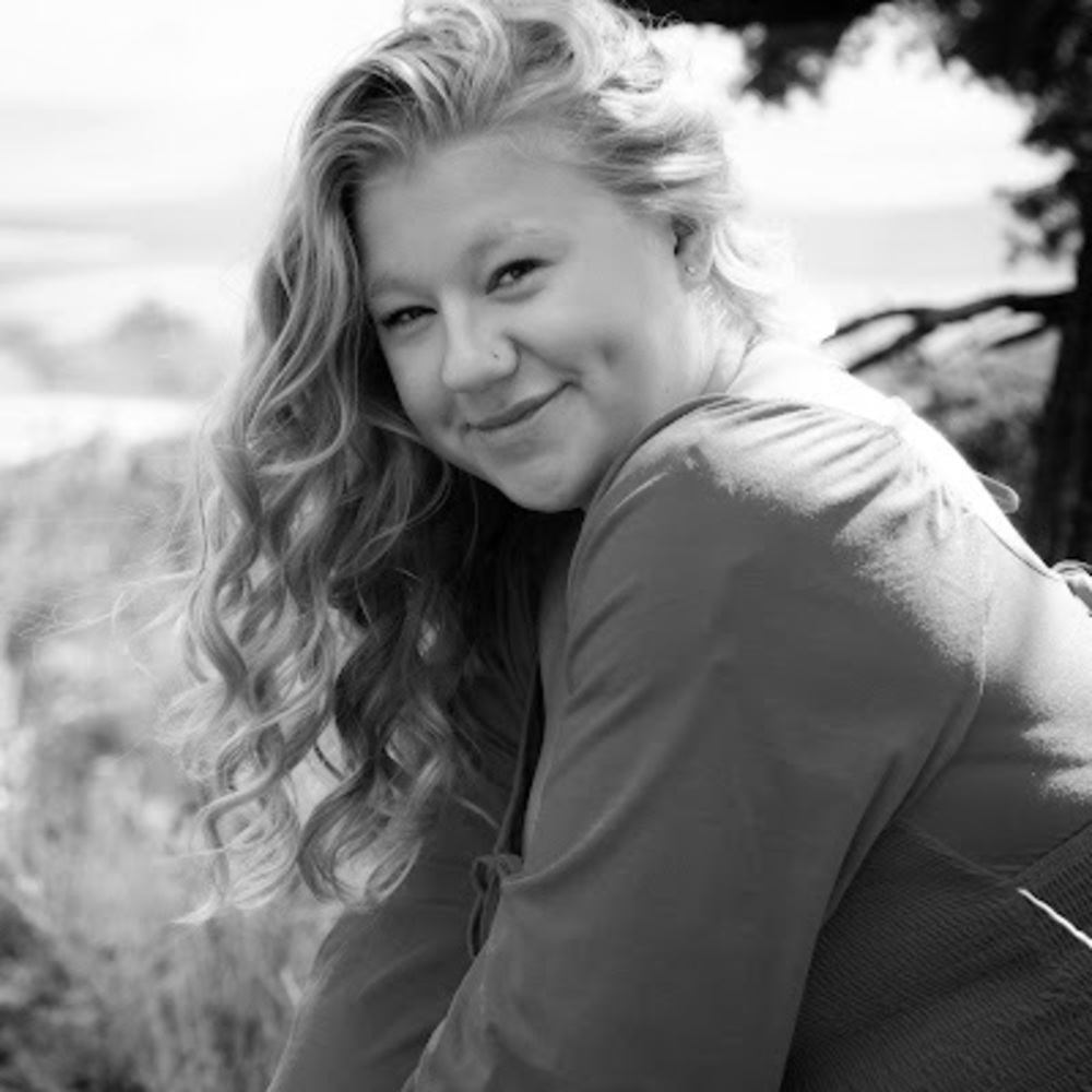Meet your Posher, Emilie